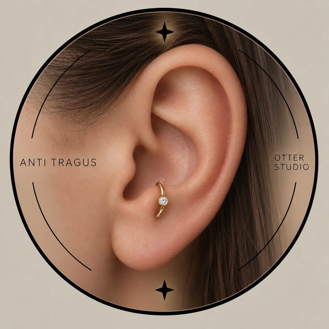 Referencia de Antitragus con joyería BÁSICA de acero quirúrgico o titanio